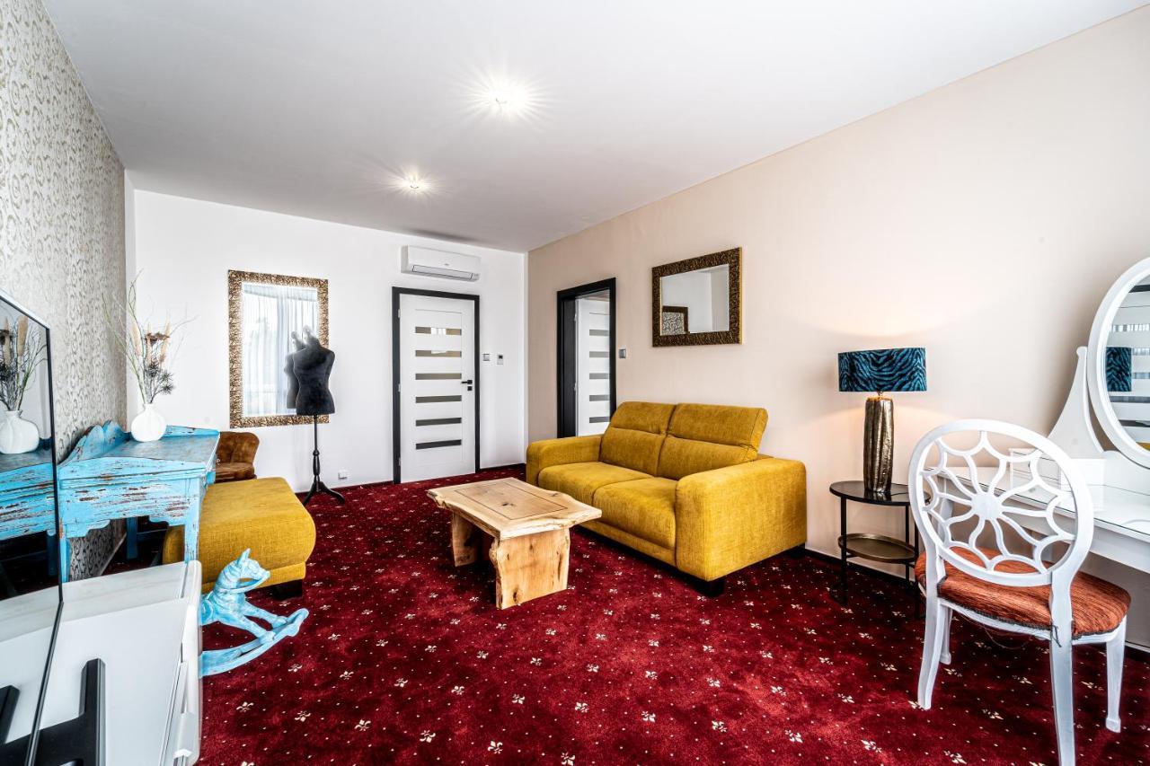 Hotel Fontana Brno Buitenkant foto