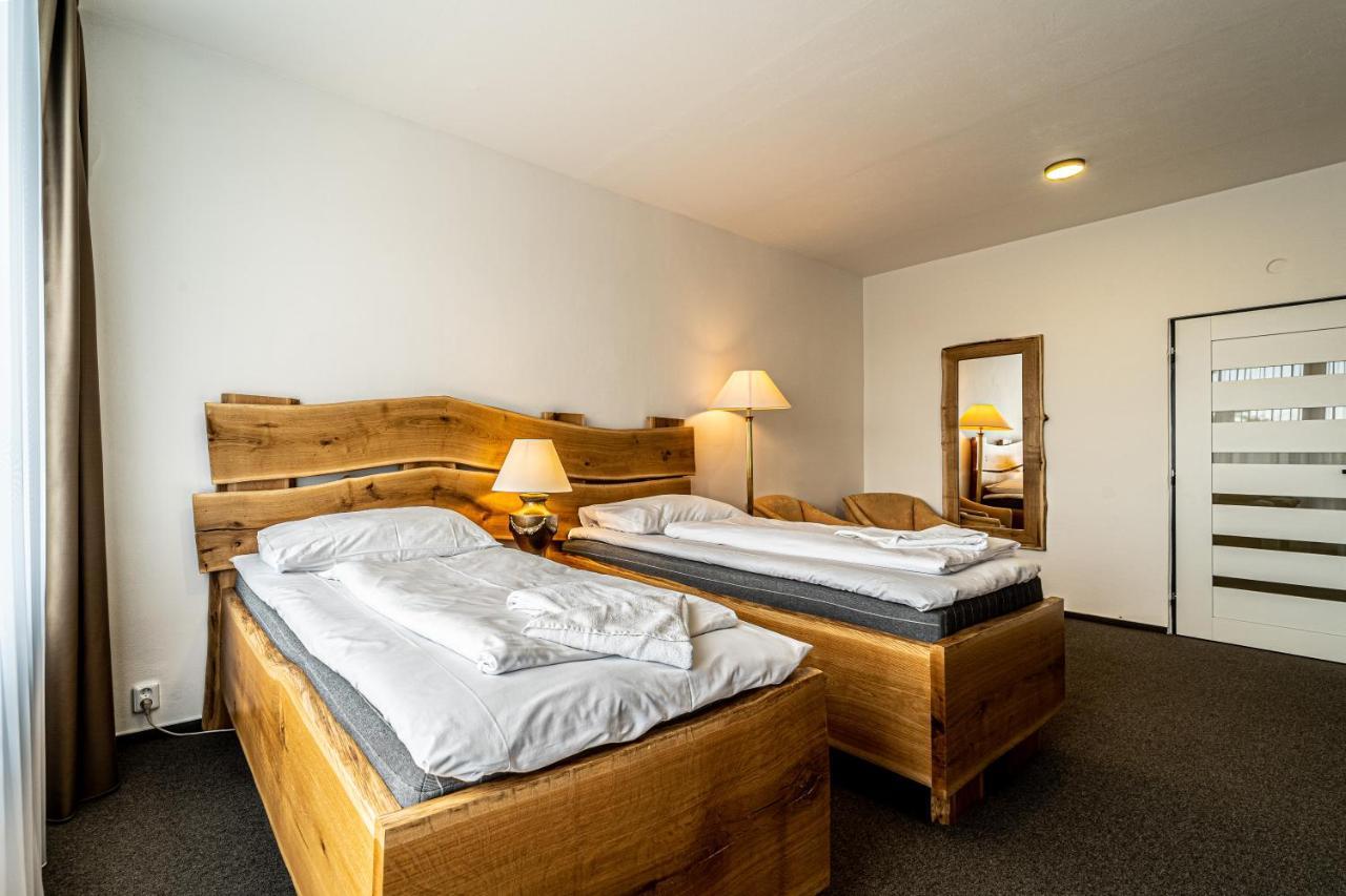 Hotel Fontana Brno Buitenkant foto